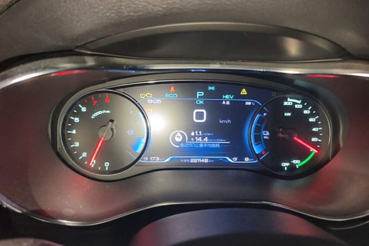 Used BYD Song MAX New Energy 2019 DM 1.5T Smart Connect Enjoyment Model 7 Seats China VI Standard Instrument Cluster