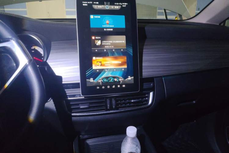 Used BYD Song MAX New Energy 2019 DM 1.5T Smart Connect Zhiyao Model 7 Seats China V Emission Standard Audio And AC Panel