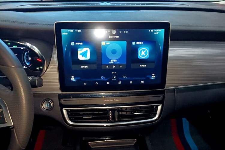Used BYD Song MAX New Energy 2019 DM 1.5T Smart Connect Enjoyment Model 6 Seats China VI Standard Audio And AC Panel