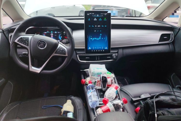 Used BYD Song MAX New Energy 2019 DM 1.5T Smart Connect Enjoyment Model 7 Seats China VI Standard Center Console