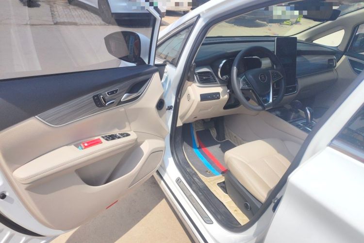 Used BYD Song MAX New Energy 2019 DM 1.5T Smart Connect Zhiyao Model 6 Seats China VI Standard Driver Seat