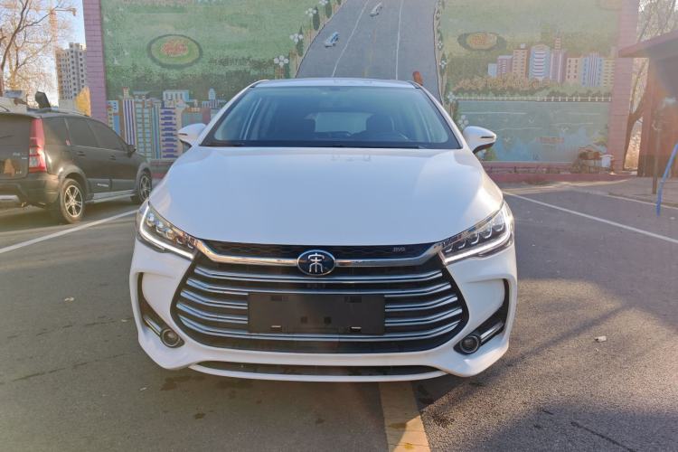 Used BYD Song MAX New Energy 2019 DM 1.5T Smart Connect Advanced 6-Seater China VI Standard Exterior 1