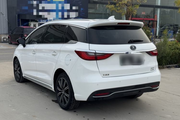 Used BYD Song MAX New Energy 2019 DM 1.5T Smart Connect Zhiyao Model 6 Seats China VI Standard Exterior 3
