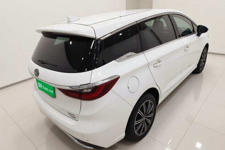 Used BYD Song MAX New Energy 2019 DM 1.5T Smart Connect Advanced 6-Seater China VI Standard Exterior 5