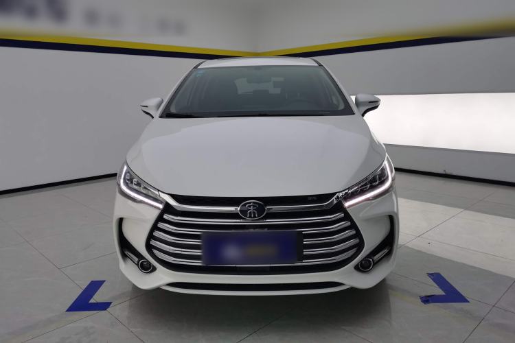 Used BYD Song MAX New Energy 2019 DM 1.5T Smart Connect Advanced 7-Seater China VI Standard Front