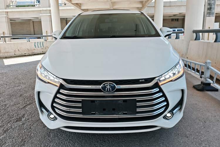 Used BYD Song MAX New Energy 2019 DM 1.5T Smart Connect Advanced 7-Seater China VI Standard Front