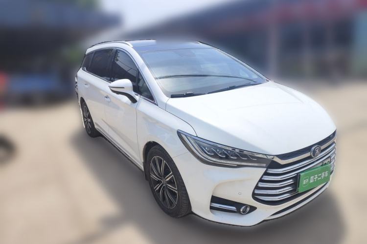 Used BYD Song MAX New Energy 2019 DM 1.5T Smart Connect Zhiyao Model 6 Seats China VI Standard Front Right 45 Deg