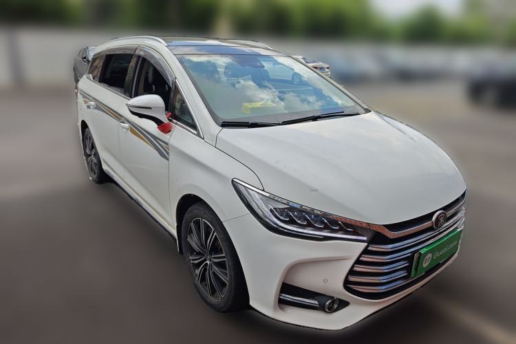 Used BYD Song MAX New Energy 2019 DM 1.5T Smart Connect Zhiyao Model 7 Seats China V Emission Standard Front Right 45 Deg