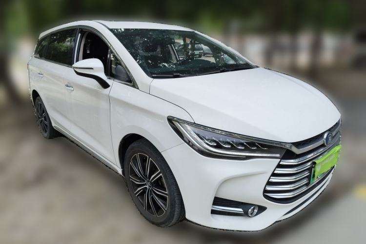 Used BYD Song MAX New Energy 2019 DM 1.5T Smart Connect Advanced 7-Seater China VI Standard Front Right 45 Deg