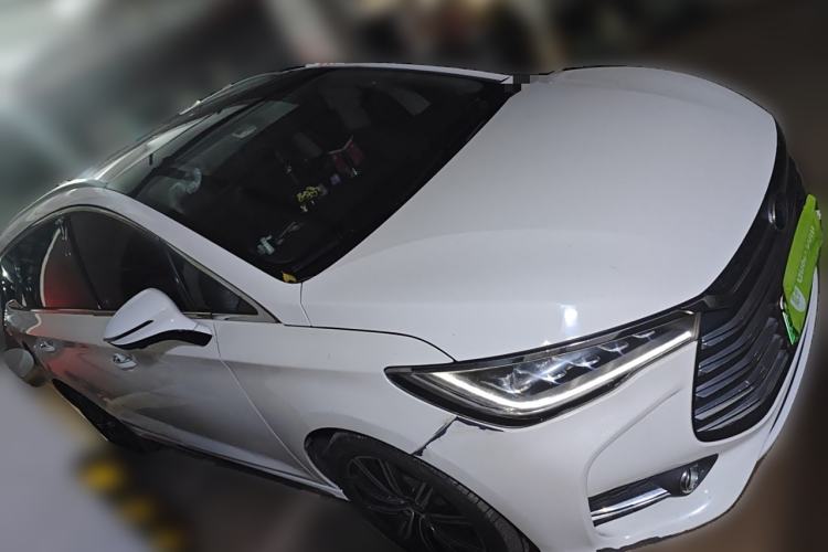 Used BYD Song MAX New Energy 2019 DM 1.5T Smart Connect Enjoyment Model 6-Seater China V Standard Front Right 45 Deg