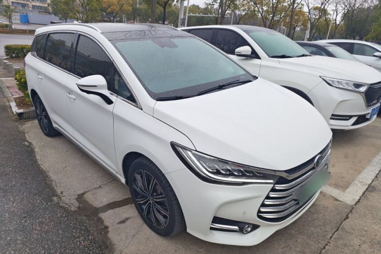 Used BYD Song MAX New Energy 2019 DM 1.5T Smart Connect Zhiyao Model 7 Seats China V Emission Standard Front Right 45 Deg