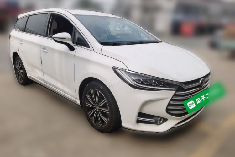 Used BYD Song MAX New Energy 2019 DM 1.5T Smart Connect Advanced 6-Seater China VI Standard Front Right 45 Deg