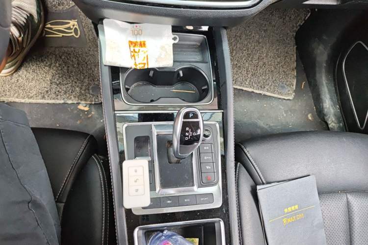 Used BYD Song MAX New Energy 2019 DM 1.5T Smart Connect Zhiyao Model 7 Seats China V Emission Standard Gear Lever