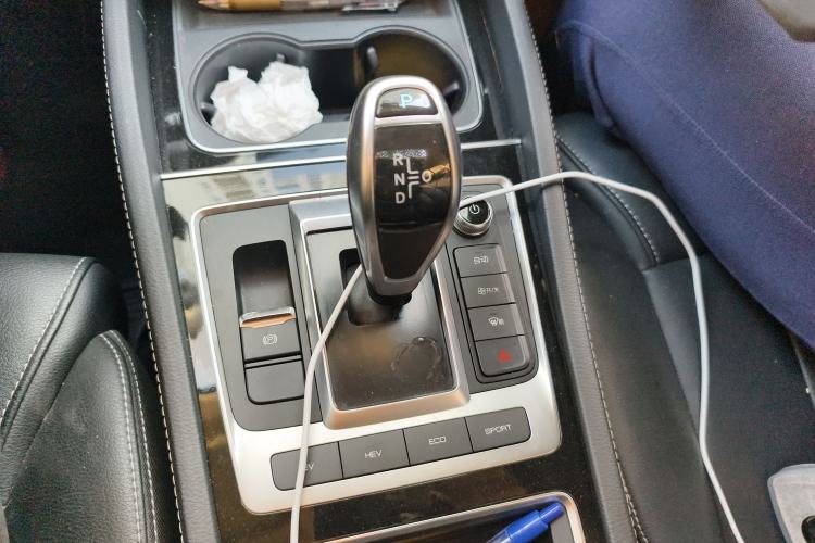 Used BYD Song MAX New Energy 2019 DM 1.5T Smart Connect Advanced 6-Seater China VI Standard Gear Lever