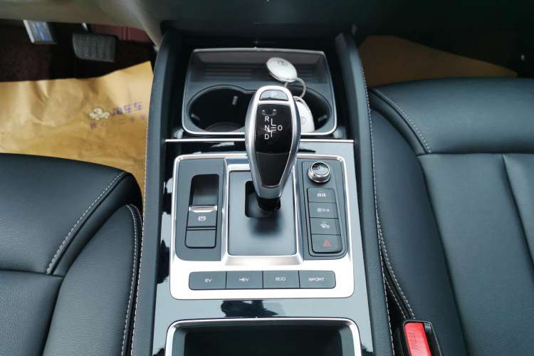Used BYD Song MAX New Energy 2019 DM 1.5T Smart Connect Advanced 7-Seater China VI Standard Gear Lever