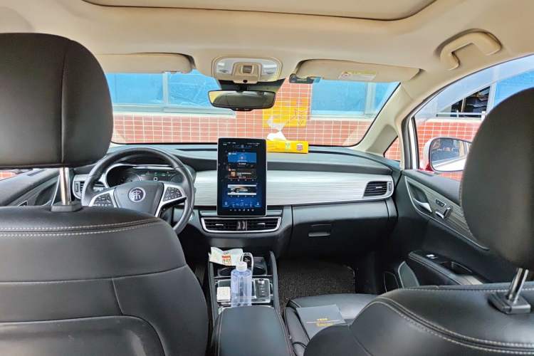 Used BYD Song MAX New Energy 2019 DM 1.5T Smart Connect Zhiyao Model 7 Seats China V Emission Standard Headliner