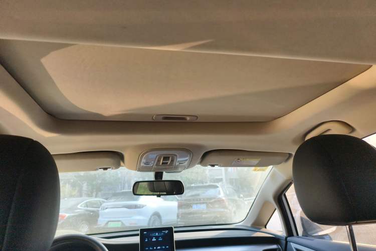 Used BYD Song MAX New Energy 2019 DM 1.5T Smart Connect Advanced 6-Seater China VI Standard Headliner