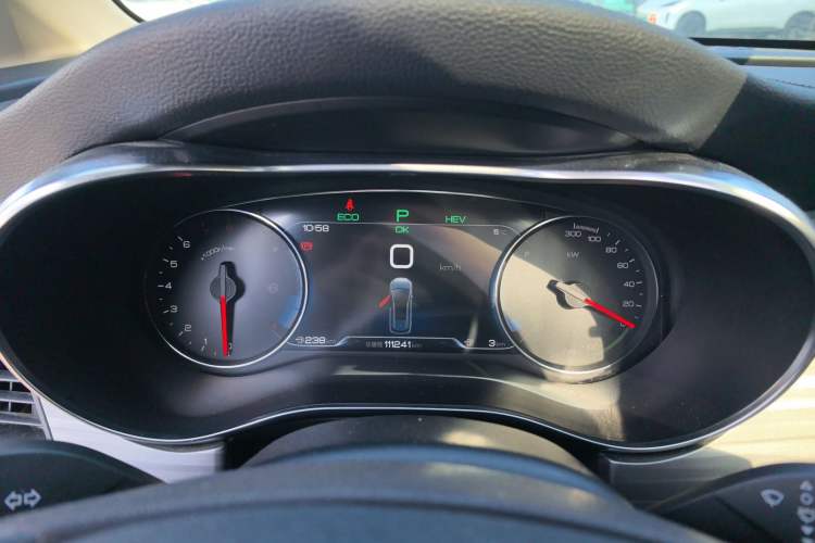 Used BYD Song MAX New Energy 2019 DM 1.5T Smart Connect Zhiyao Model 7 Seats China V Emission Standard Instrument Cluster