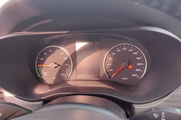 Used BYD Song MAX New Energy 2019 DM 1.5T Smart Connect Advanced 7-Seater China VI Standard Instrument Cluster