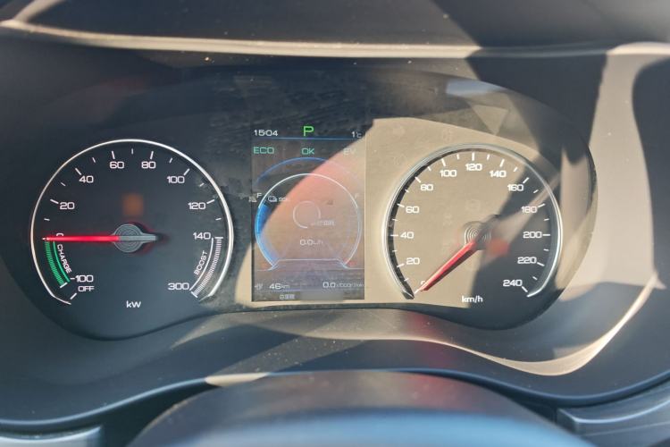 Used BYD Song MAX New Energy 2019 DM 1.5T Smart Connect Advanced 6-Seater China VI Standard Instrument Cluster