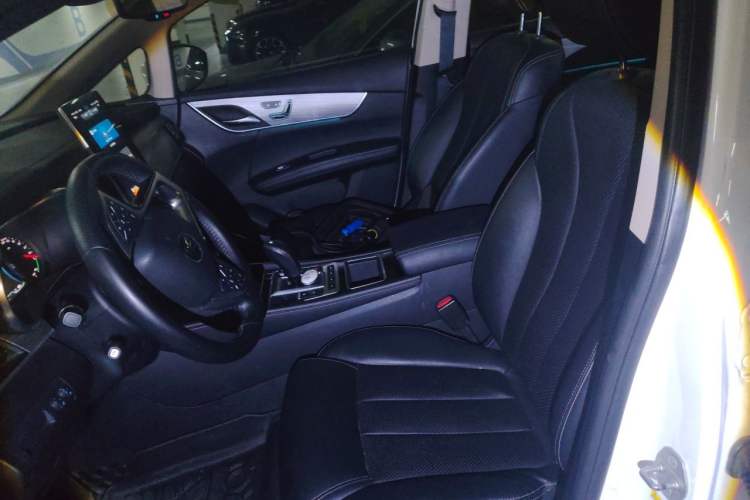 Used BYD Song MAX New Energy 2019 DM 1.5T Smart Connect Zhiyao Model 7 Seats China V Emission Standard Left Front Seat