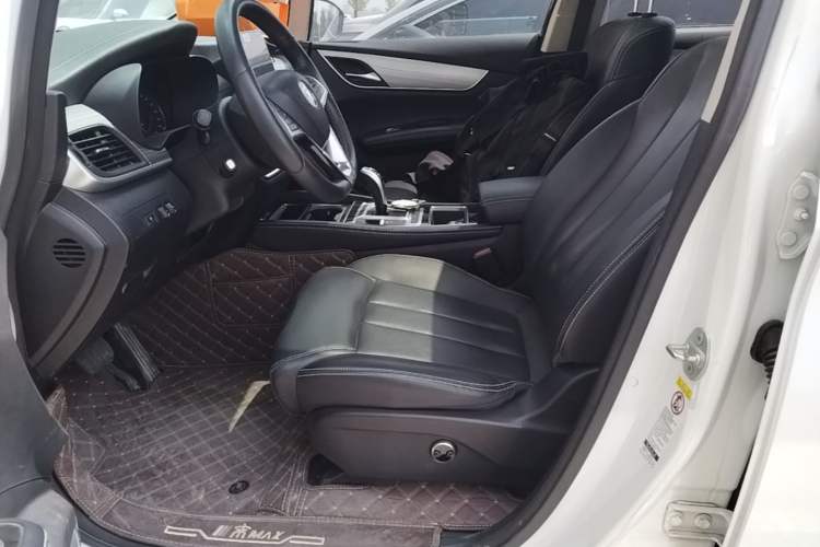 Used BYD Song MAX New Energy 2019 DM 1.5T Smart Connect Advanced 7-Seater China VI Standard Left Front Seat
