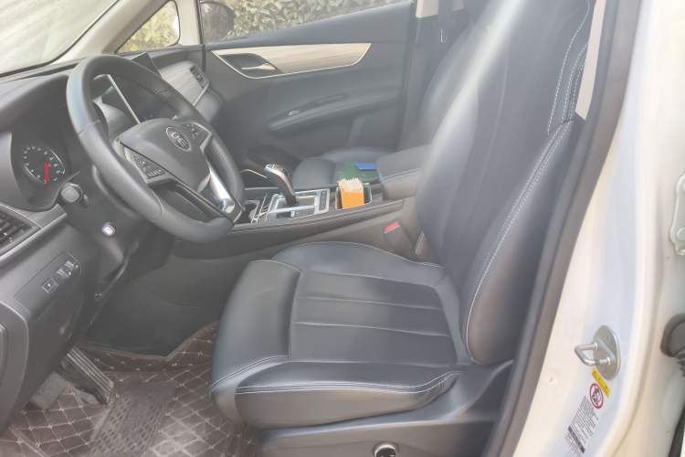 Used BYD Song MAX New Energy 2019 DM 1.5T Smart Connect Advanced 7-Seater China VI Standard Left Front Seat