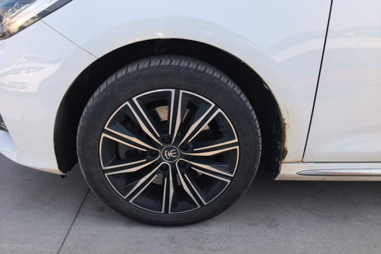 Used BYD Song MAX New Energy 2019 DM 1.5T Smart Connect Zhiyao Model 7 Seats China V Emission Standard Left Front Wheel Hub