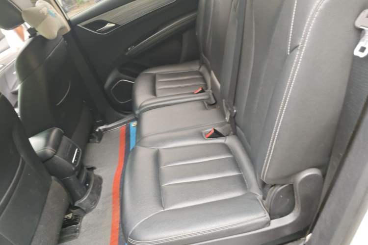 Used BYD Song MAX New Energy 2019 DM 1.5T Smart Connect Advanced 7-Seater China VI Standard Left Rear Seat