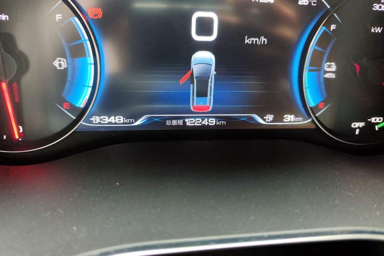 Used BYD Song MAX New Energy 2019 DM 1.5T Smart Connect Enjoyment Model 7 Seats China V Emission Standard Odometer Close Up