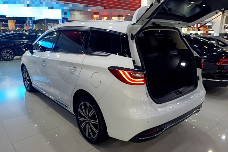 Used BYD Song MAX New Energy 2019 DM 1.5T Smart Connect Enjoyment Model 6 Seats China VI Standard Rear Left 45 Deg