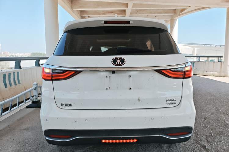 Used BYD Song MAX New Energy 2019 DM 1.5T Smart Connect Advanced 7-Seater China VI Standard Rear