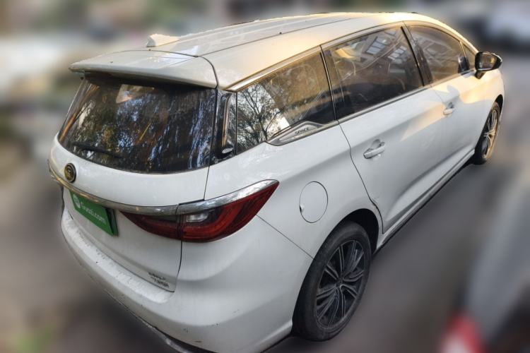Used BYD Song MAX New Energy 2019 DM 1.5T Smart Connect Advanced 6-Seater China VI Standard Rear Right 45 Deg