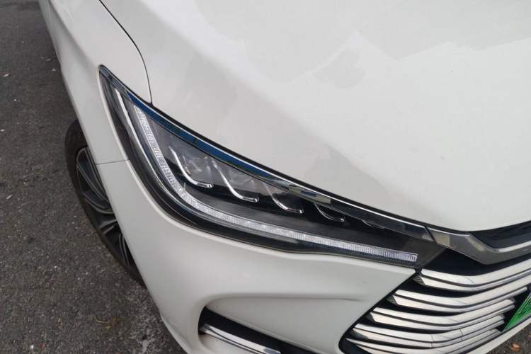Used BYD Song MAX New Energy 2019 DM 1.5T Smart Connect Enjoyment Model 7 Seats China VI Standard Right Front Headlight