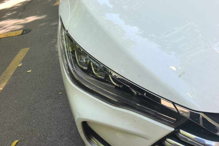 Used BYD Song MAX New Energy 2019 DM 1.5T Smart Connect Enjoyment Model 7 Seats China VI Standard Right Front Headlight