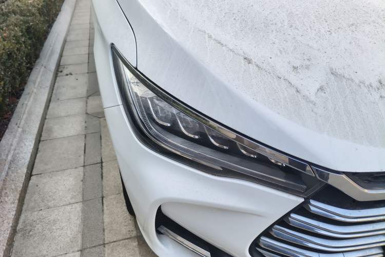 Used BYD Song MAX New Energy 2019 DM 1.5T Smart Connect Advanced 7-Seater China VI Standard Right Front Headlight