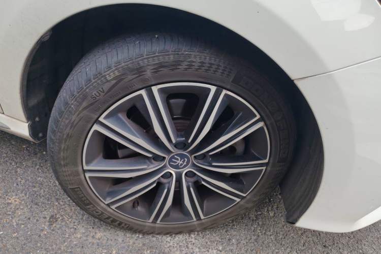 Used BYD Song MAX New Energy 2019 DM 1.5T Smart Connect Enjoyment Model 7 Seats China VI Standard Right Front Wheel Hub