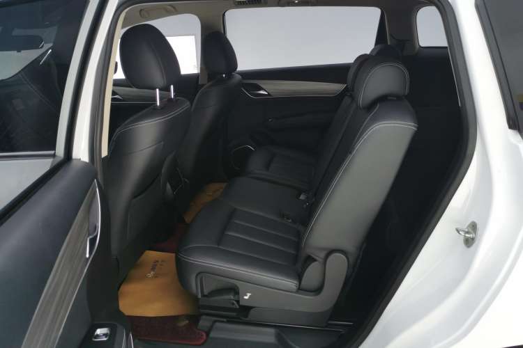 Used BYD Song MAX New Energy 2019 DM 1.5T Smart Connect Advanced 7-Seater China VI Standard Right Rear Seat