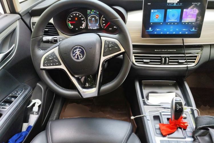 Used BYD Song MAX New Energy 2019 DM 1.5T Smart Connect Advanced 7-Seater China VI Standard Steering Wheel
