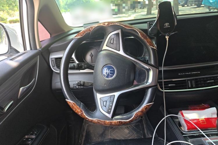 Used BYD Song MAX New Energy 2019 DM 1.5T Smart Connect Enjoyment Model 6 Seats China VI Standard Steering Wheel