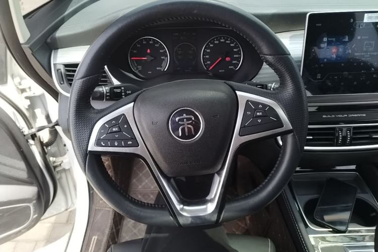 Used BYD Song MAX New Energy 2019 DM 1.5T Smart Connect Advanced 7-Seater China VI Standard Steering Wheel