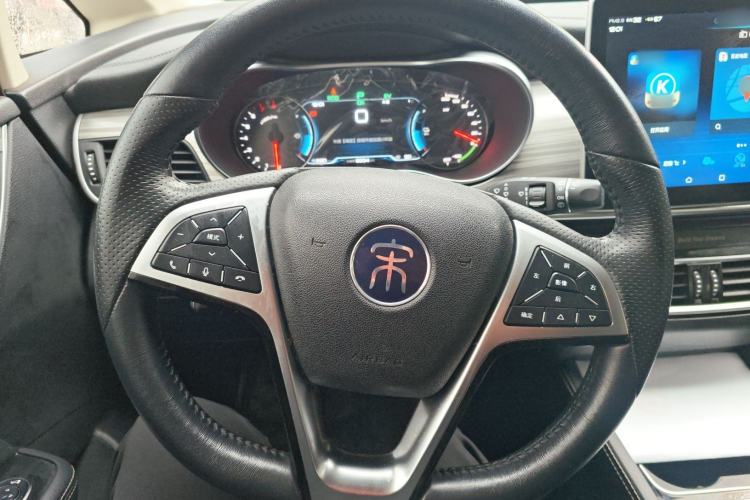 Used BYD Song MAX New Energy 2019 DM 1.5T Smart Connect Zhiyao Model 7 Seats China V Emission Standard Steering Wheel