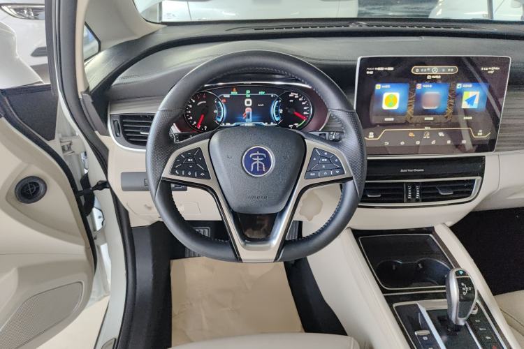 Used BYD Song MAX New Energy 2019 DM 1.5T Smart Connect Zhiyao Model 6 Seats China VI Standard Steering Wheel