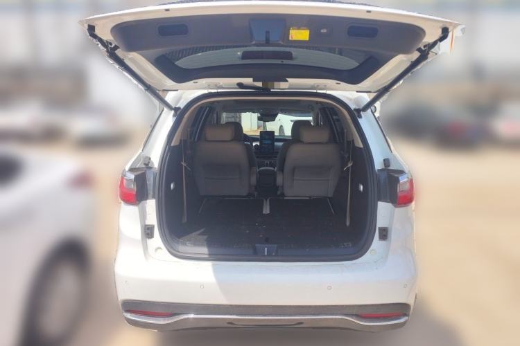 Used BYD Song MAX New Energy 2019 DM 1.5T Smart Connect Zhiyao Model 6 Seats China VI Standard Trunk