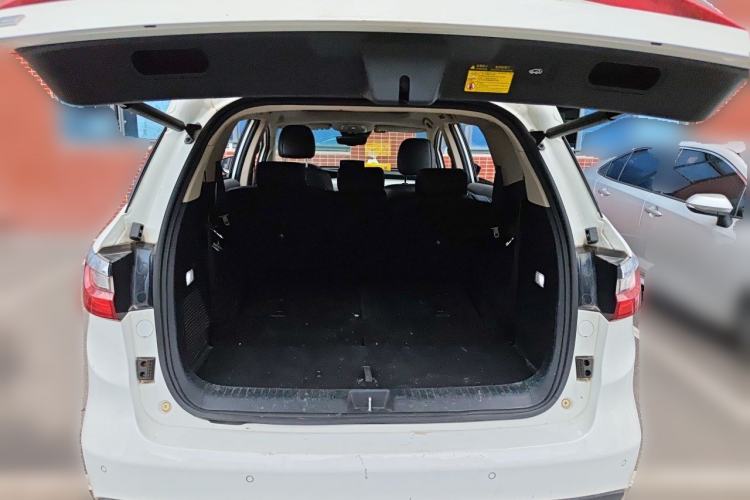 Used BYD Song MAX New Energy 2019 DM 1.5T Smart Connect Zhiyao Model 7 Seats China V Emission Standard Trunk