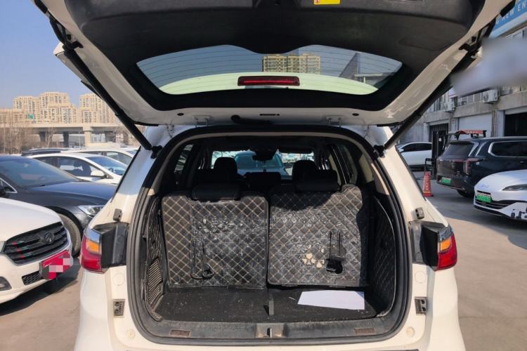 Used BYD Song MAX New Energy 2019 DM 1.5T Smart Connect Zhiyao Model 7 Seats China V Emission Standard Trunk