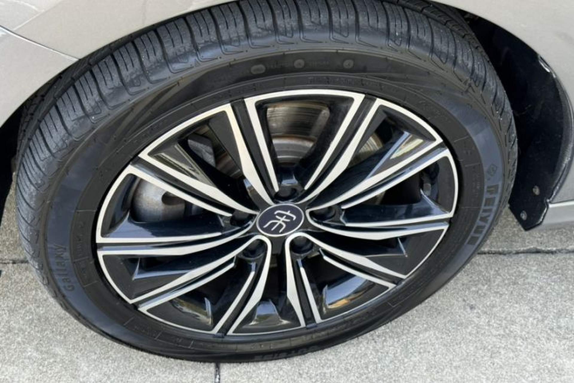 Used BYD Song MAX New Energy 2019 DM 1.5T Smart Connect Zhiyao Model 6-Seater China V Emission Standard Exterior 9