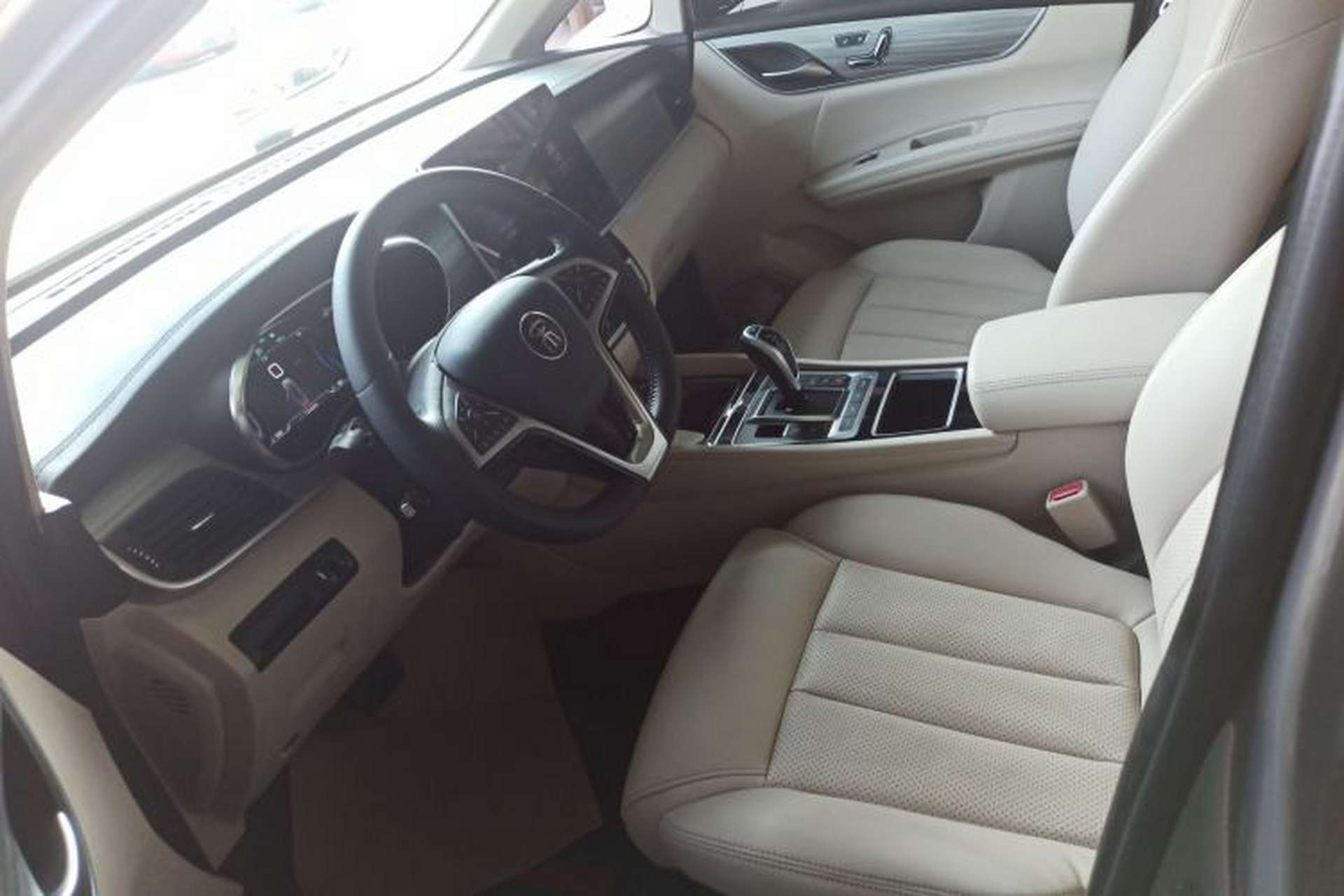 Used BYD Song MAX New Energy 2019 DM 1.5T Smart Connect Zhiyao Model 6-Seater China V Emission Standard Left Front Seat