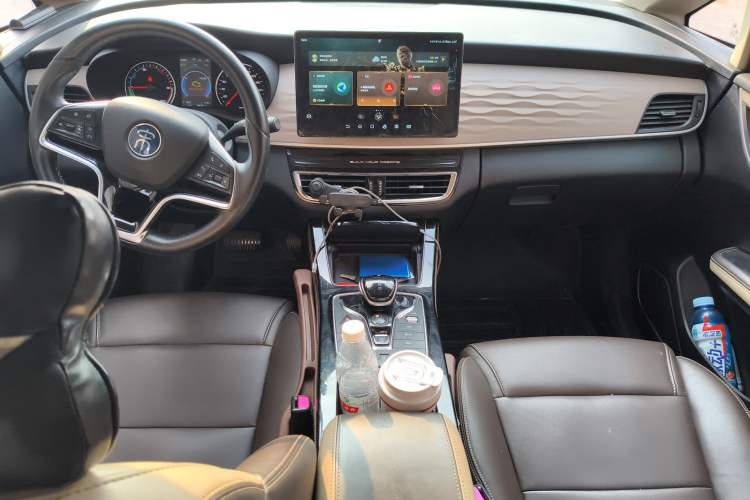 Used BYD Song MAX New Energy 2022 DM-i 105KM Flagship Model Center Console