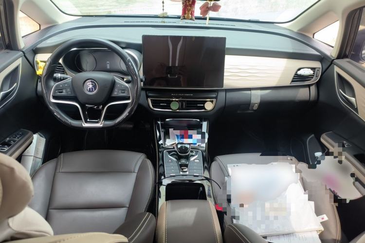 Used BYD Song MAX New Energy 2022 DM-i 105KM Executive Edition Center Console